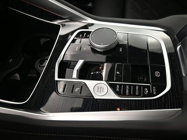 New 2026 BMW X6 xDrive40i image 13