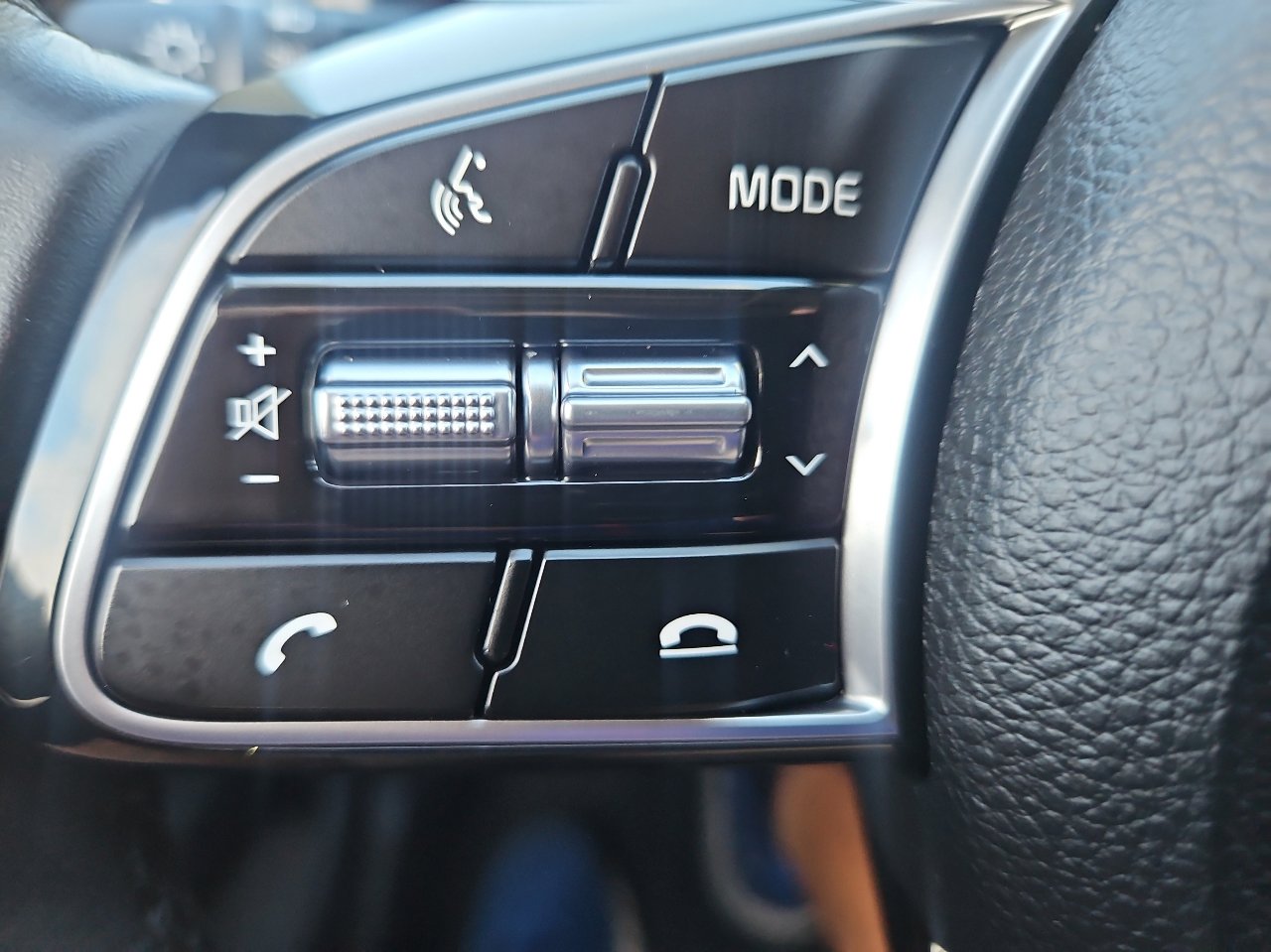 Used 2022 Kia Seltos Nightfall Edition image 26