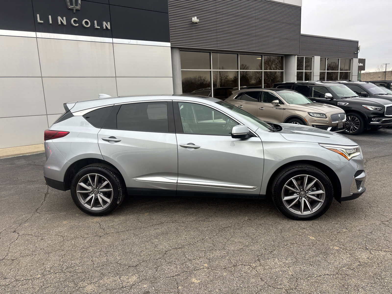 Used 2020 Acura RDX AWD w/ Technology Package image 8