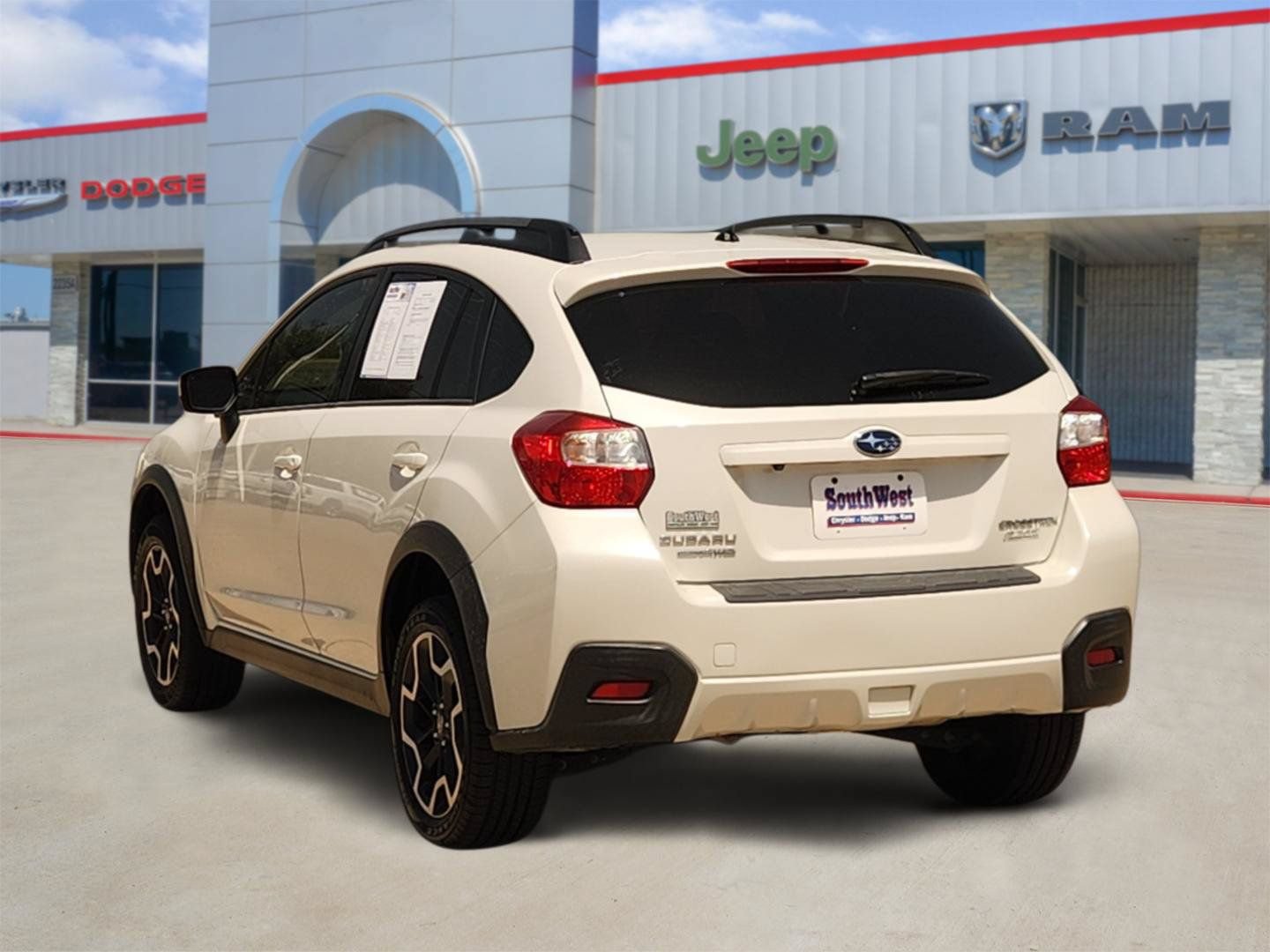 Used 2017 Subaru Crosstrek 2.0i Premium AWD/4WD image 4