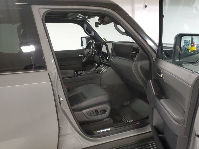 Used 2024 Lexus GX 550 AWD/4WD image 32