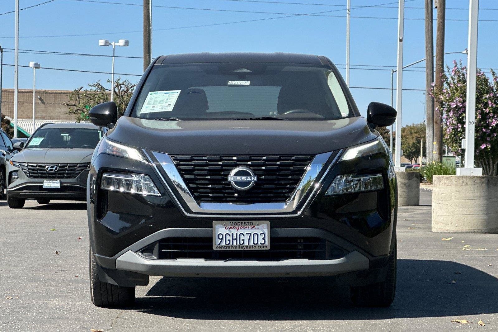 Certified 2022 Nissan Rogue SV AWD/4WD image 8