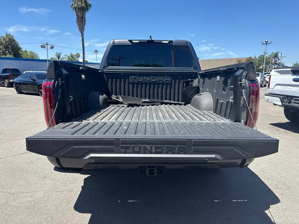 Used 2024 Toyota Tundra Platinum AWD/4WD image 5