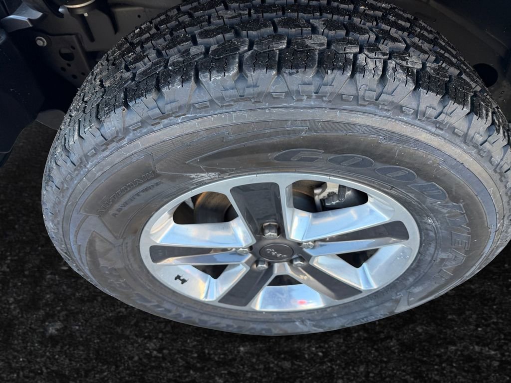 Certified 2021 Jeep Wrangler Unlimited Sahara image 21