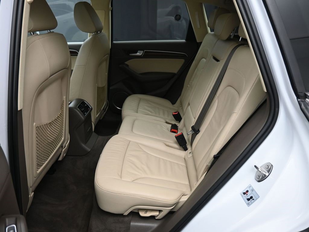 Used 2016 Audi Q5 2.0T Premium Plus w/ Technology Package image 21