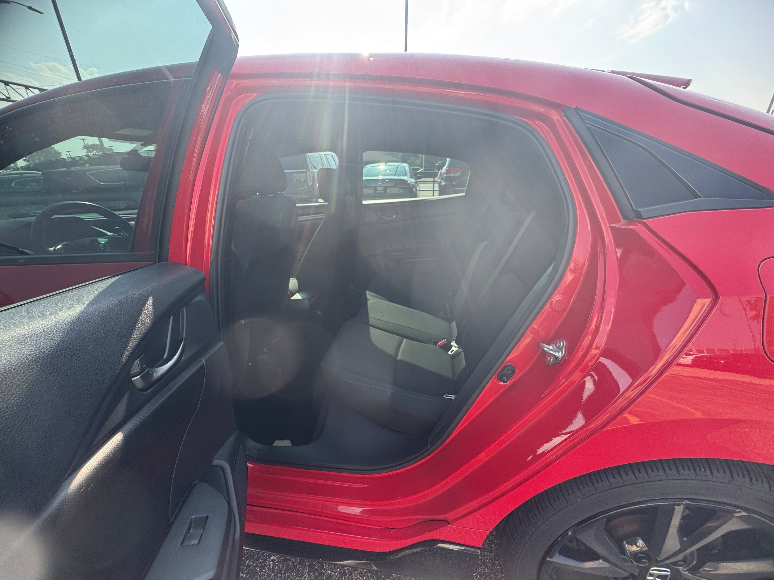 Used 2017 Honda Civic Sport image 7