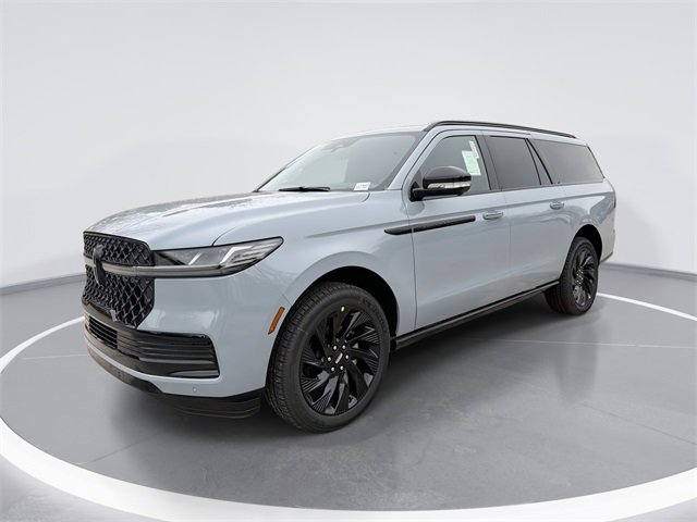 New 2025 Lincoln Navigator L Reserve w/ Jet Appearance Package