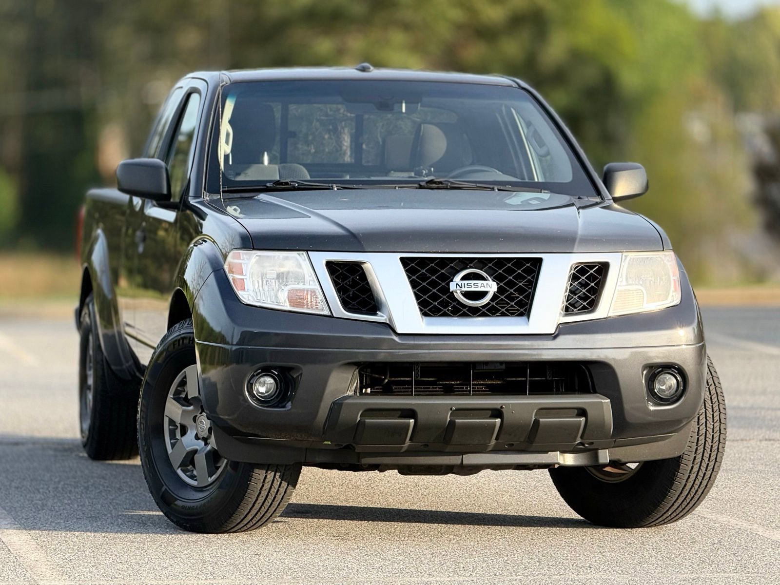 Used 2013 Nissan Frontier Desert Runner image 3