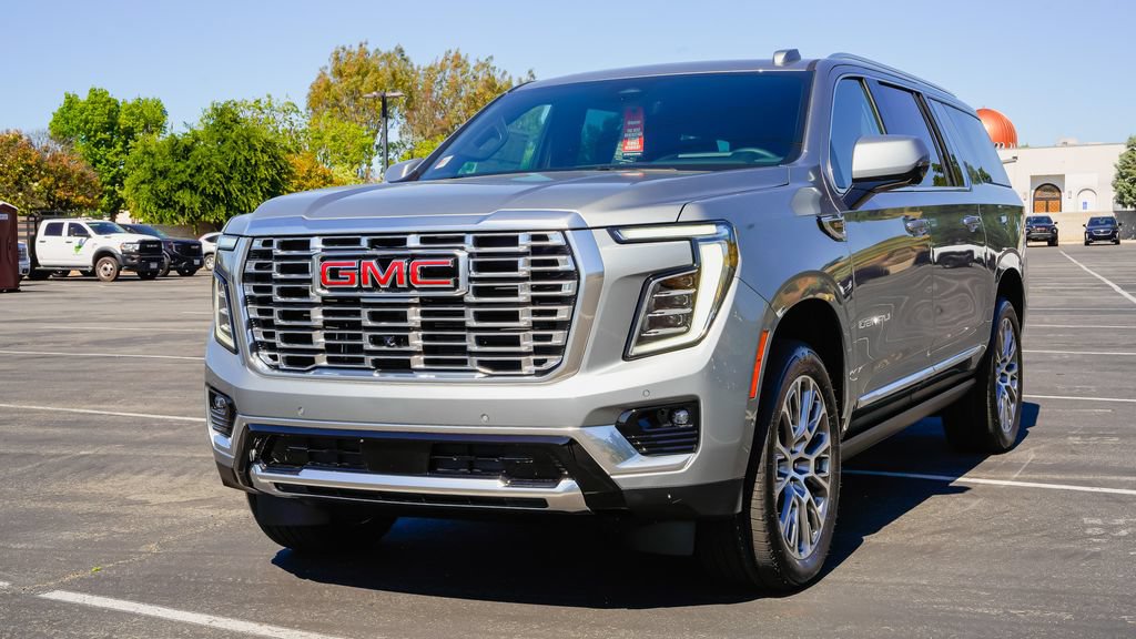 New 2026 GMC Yukon XL Denali w/ Denali Reserve Package AWD/4WD video 2