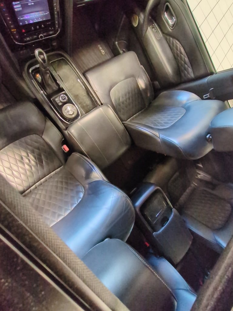 Used 2021 INFINITI QX80 Sensory w/ All-Season Package image 7