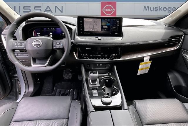 New 2026 Nissan Rogue Platinum w/ Tech Package AWD/4WD image 9