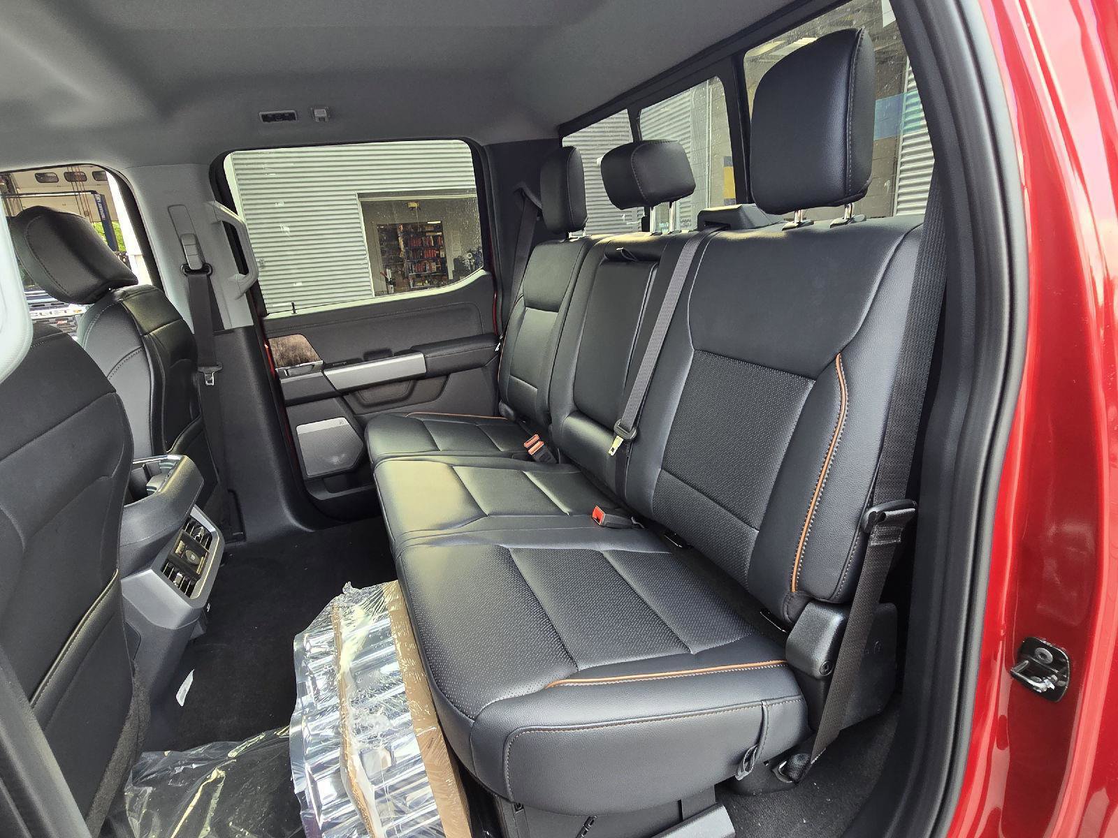 New 2026 Ford F350 Lariat w/ FX4 Off-Road Package image 15