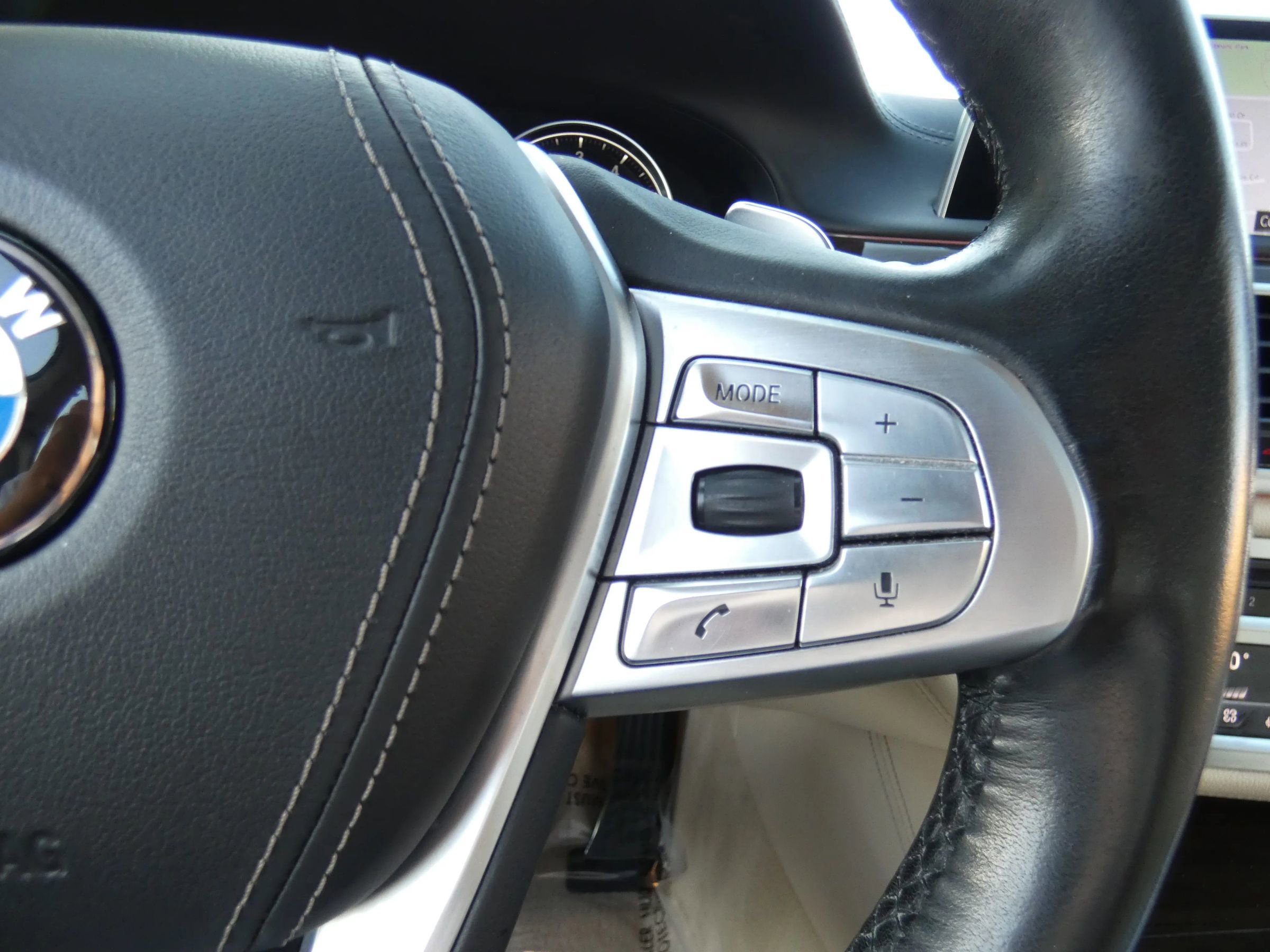 Used 2016 BMW 750i xDrive image 83