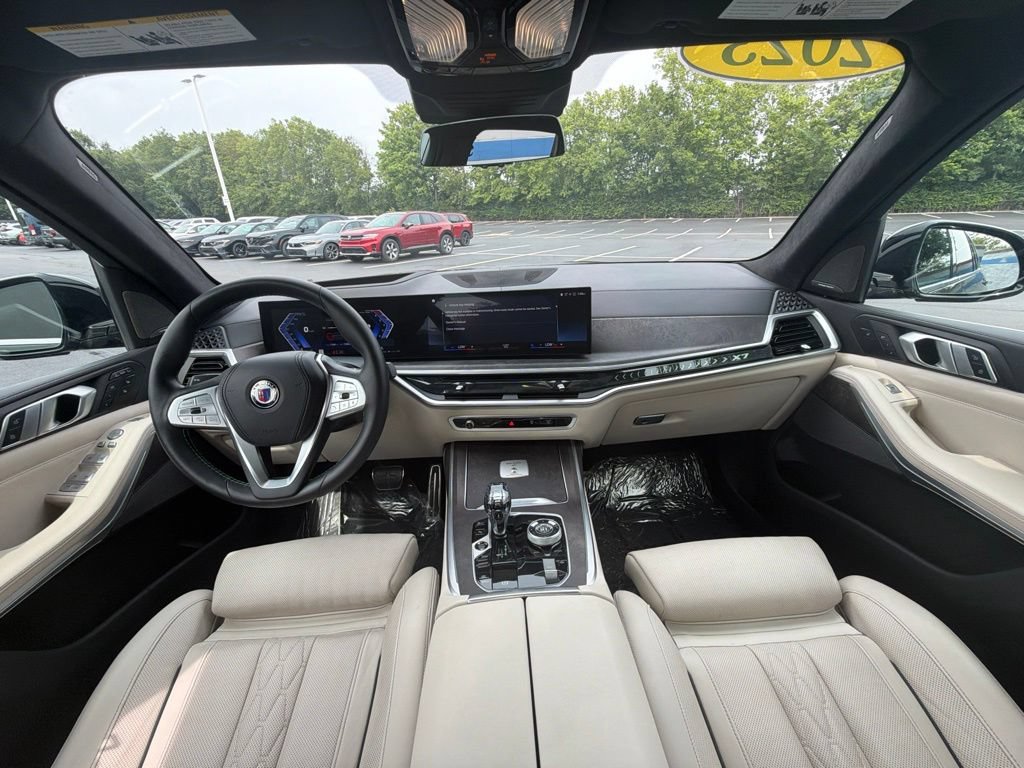 Used 2023 BMW ALPINA XB7 AWD/4WD image 12