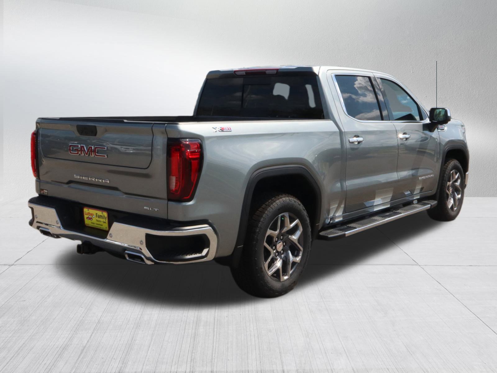 New 2026 GMC Sierra 1500 SLT w/ SLT Premium Plus Package image 7