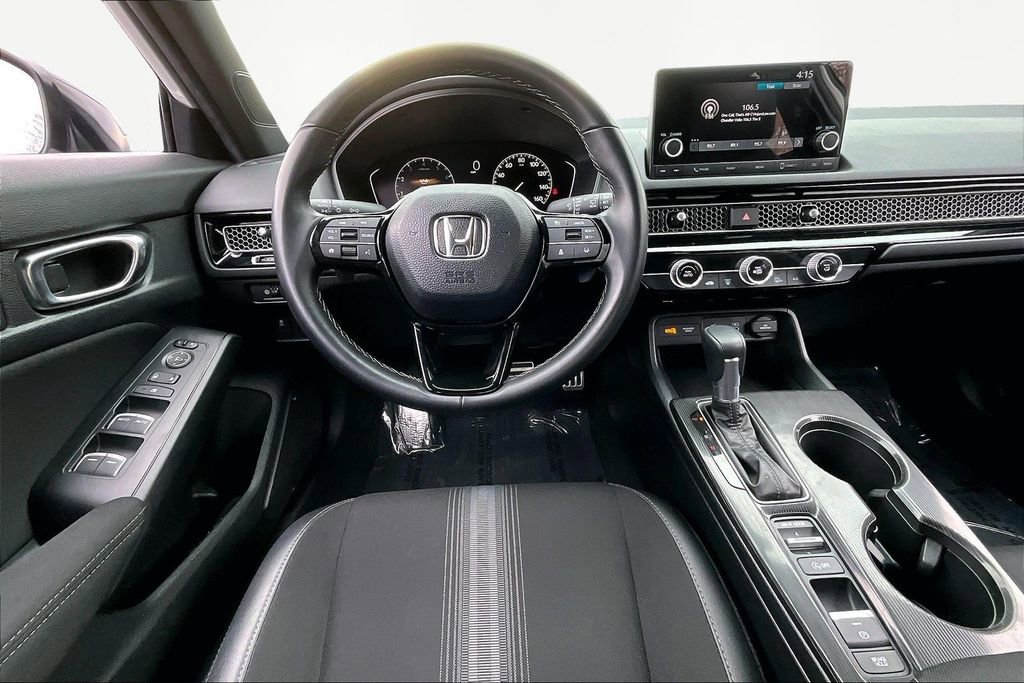 Used 2025 Honda Civic Sport image 9