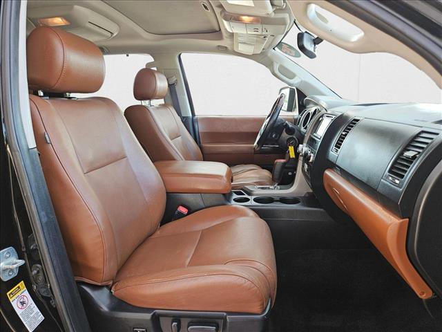 Used 2015 Toyota Sequoia Platinum image 24