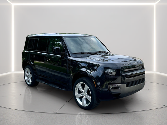 Certified 2025 Land Rover Defender 110 X-Dynamic SE AWD/4WD image 7