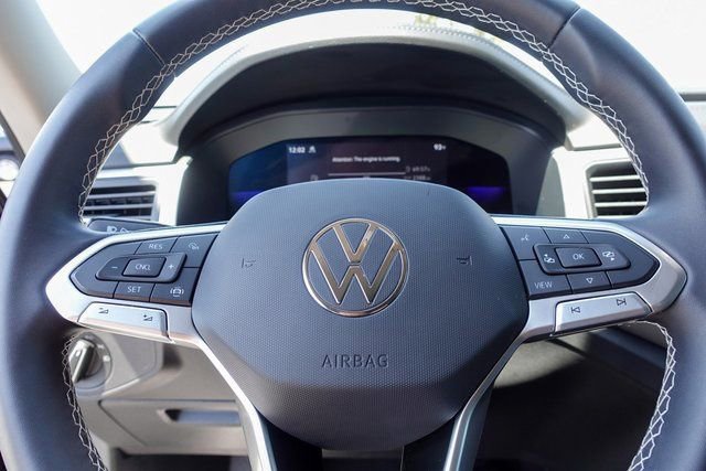 Used 2022 Volkswagen Atlas SE image 15