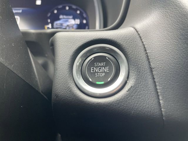 Used 2023 Chevrolet Suburban RST image 17