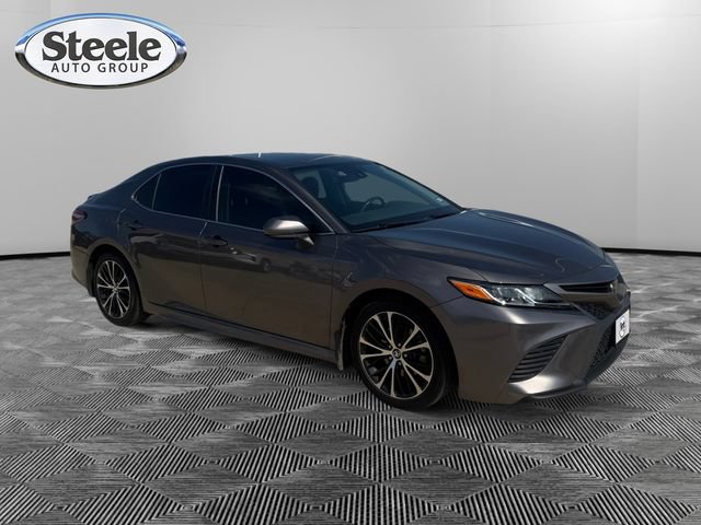Used 2019 Toyota Camry SE FWD image 7