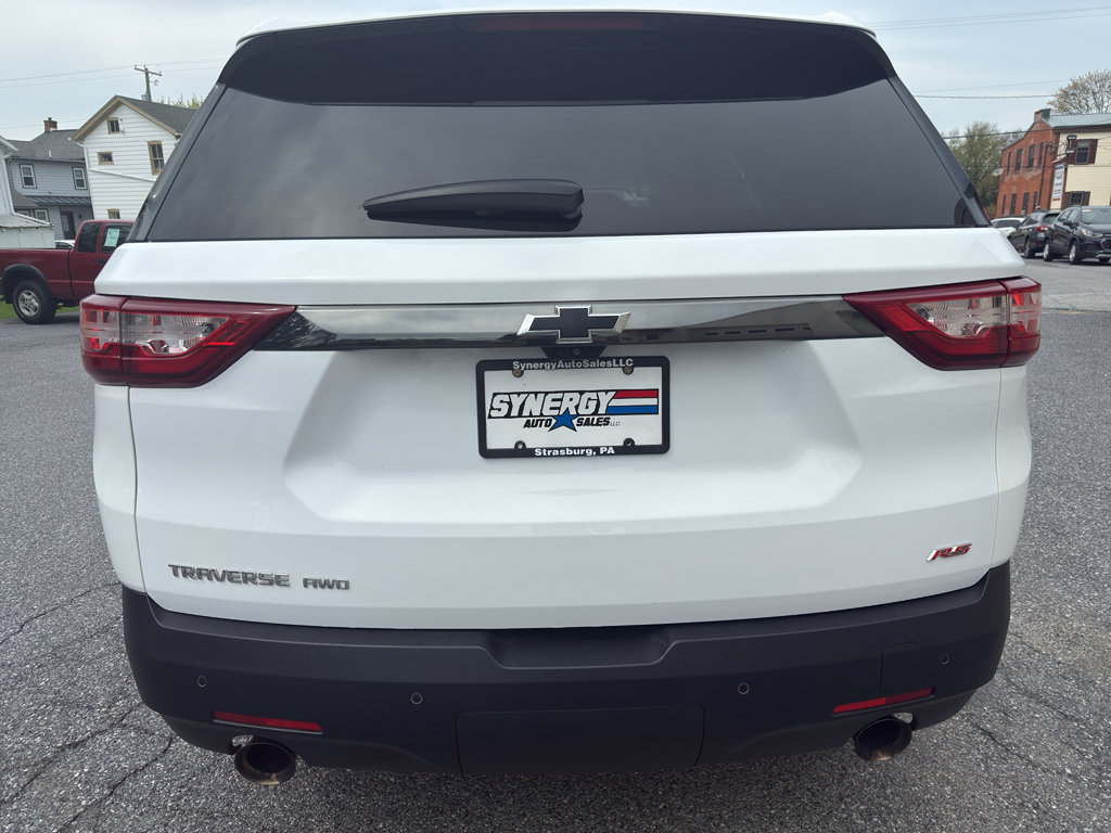 Used 2019 Chevrolet Traverse RS w/ LPO, Floor Liner Package AWD/4WD image 4