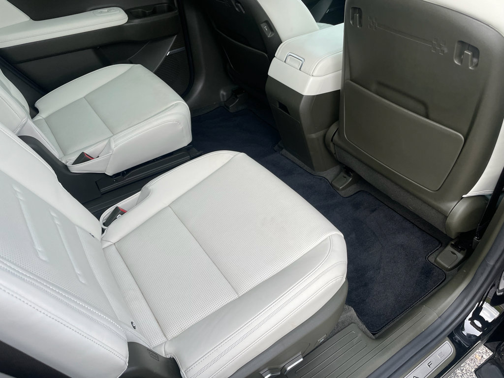 Used 2025 Hyundai Santa Fe Calligraphy image 22