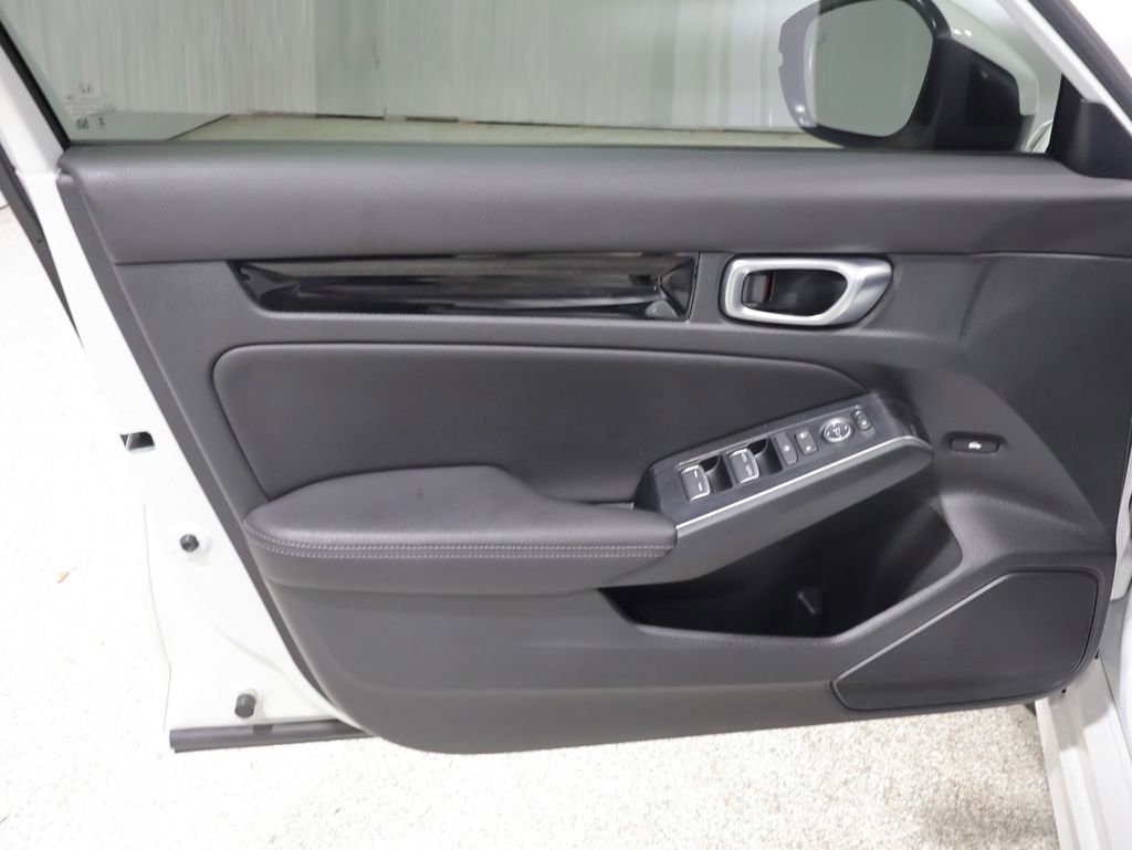 Used 2024 Honda Civic Touring image 13