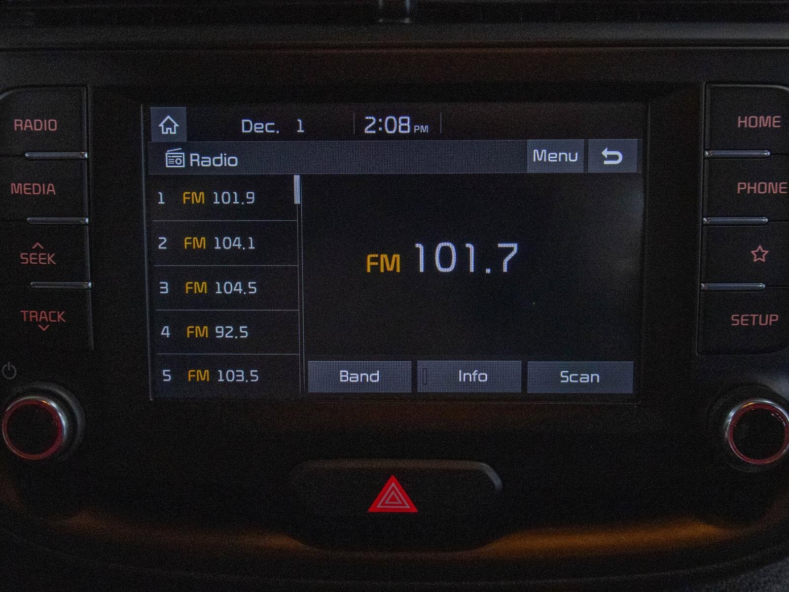 Used 2021 Kia Soul LX image 8