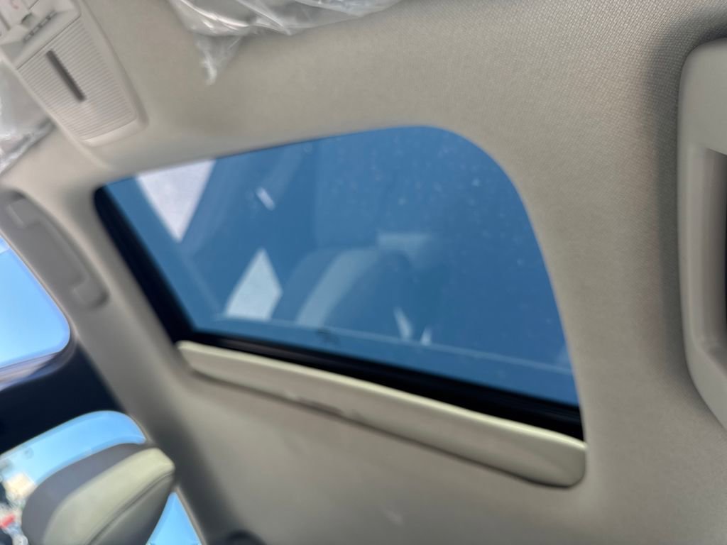 New 2026 Nissan Sentra SL w/ Floor Mat Package FWD image 15