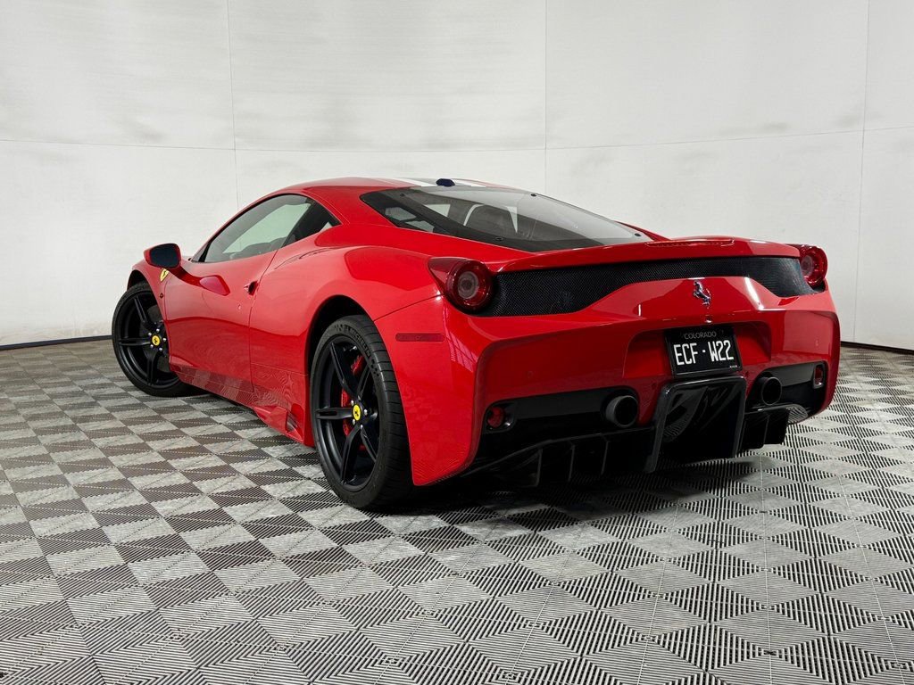 Used 2015 Ferrari 458 Speciale Coupe image 4