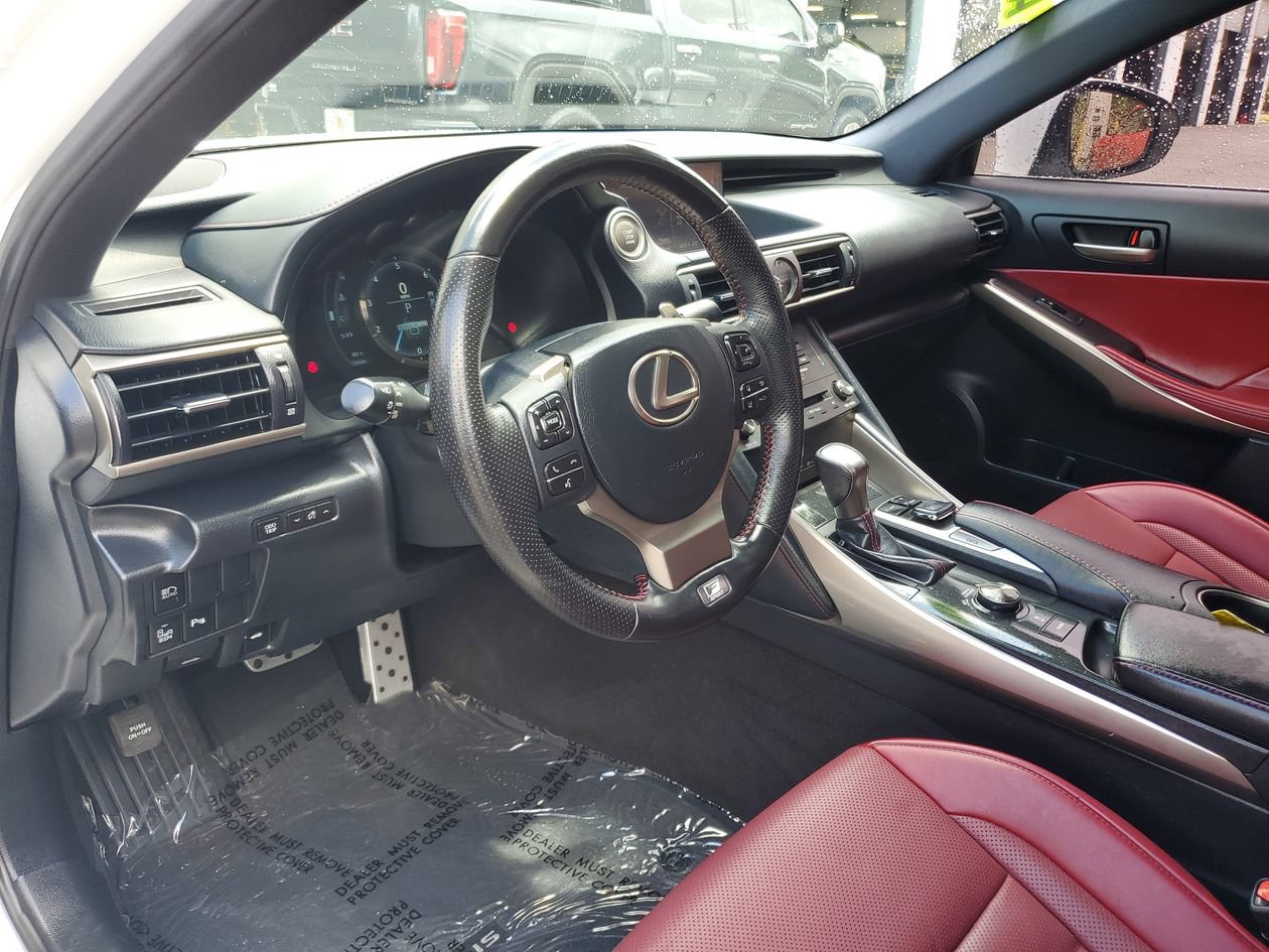 Used 2020 Lexus IS 350 F Sport w/ F Sport Package RWD image 20