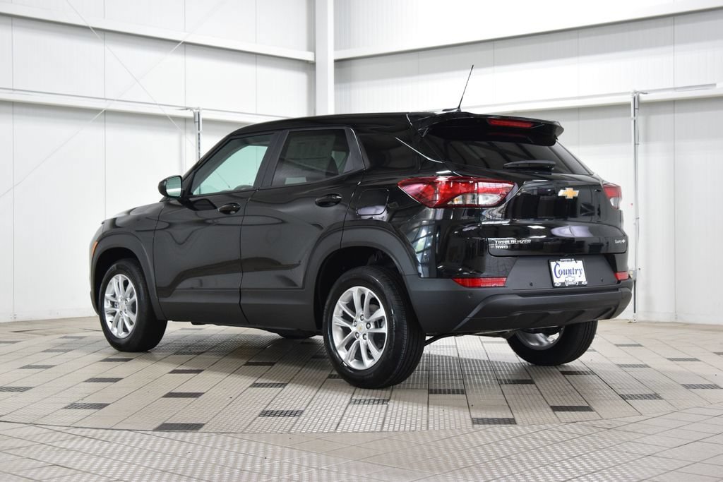 New 2026 Chevrolet TrailBlazer LS w/ LS Convenience Package AWD/4WD image 6