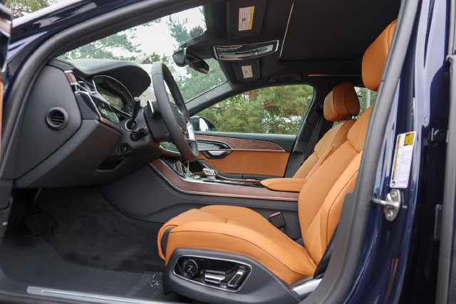 New 2027 Audi A8 L 3.0T AWD/4WD image 24