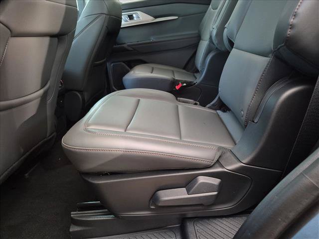 New 2026 Ford Explorer Active w/ Active Comfort Package RWD image 16