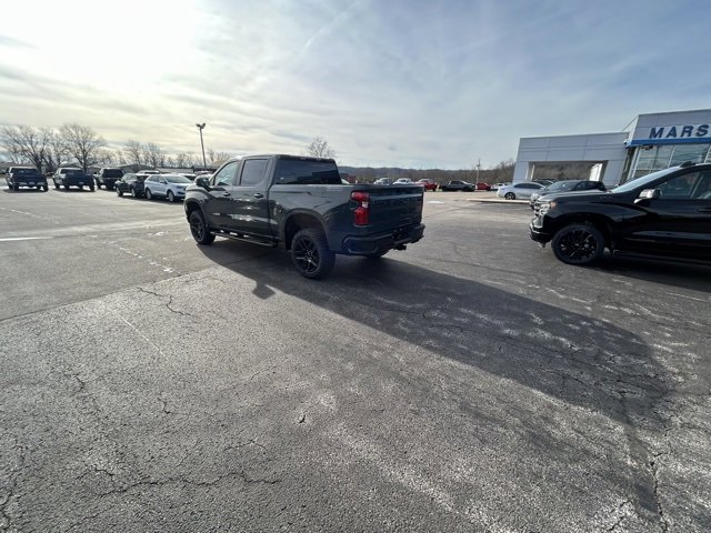 New 2026 Chevrolet Silverado 1500 Custom Trail Boss w/ Dark Appearance Package image 3