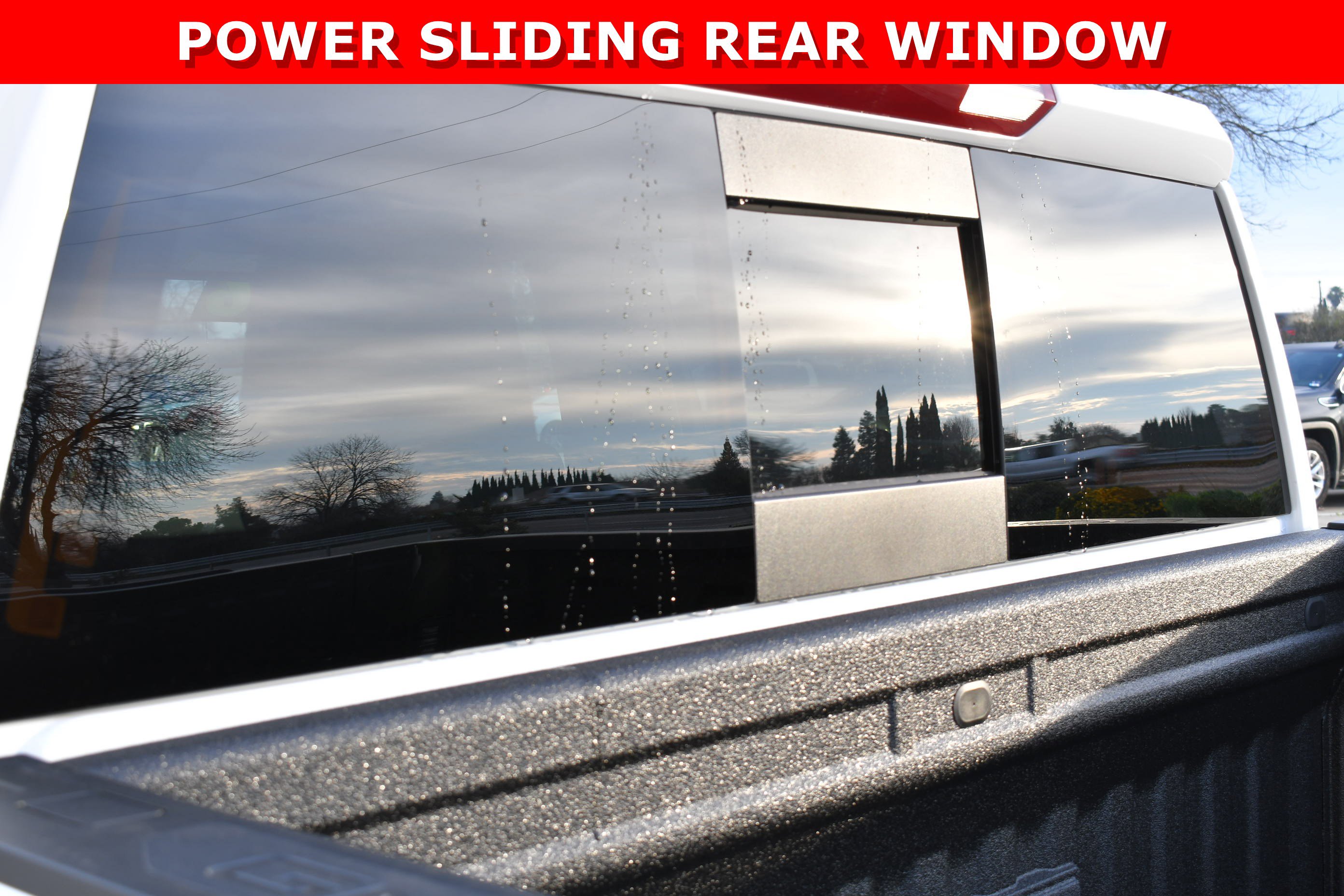 New 2026 GMC Sierra 1500 SLE w/ Preferred Package image 8