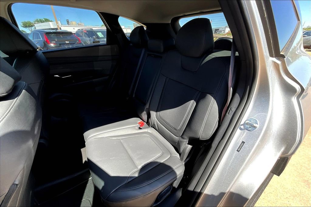 Used 2025 Hyundai Tucson SEL FWD image 14