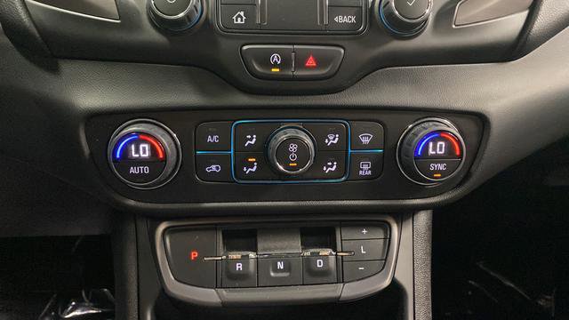 Used 2022 GMC Terrain AT4 w/ Infotainment Package II AWD/4WD image 18