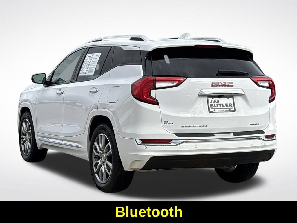 Used 2023 GMC Terrain Denali w/ Denali Premium Package AWD/4WD image 4