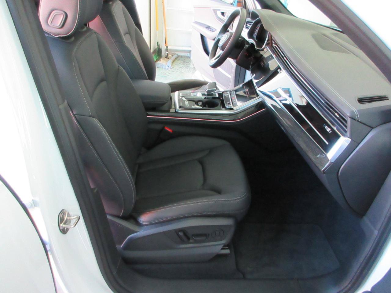 Used 2025 Audi Q7 3.0T Premium Plus w/ Premium Plus Package AWD/4WD image 26