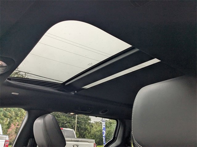 New 2026 Chrysler Pacifica Select image 24