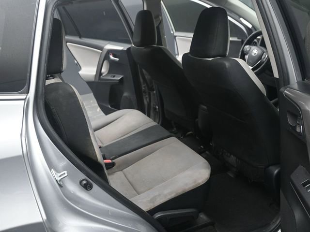 Used 2018 Toyota RAV4 XLE image 21