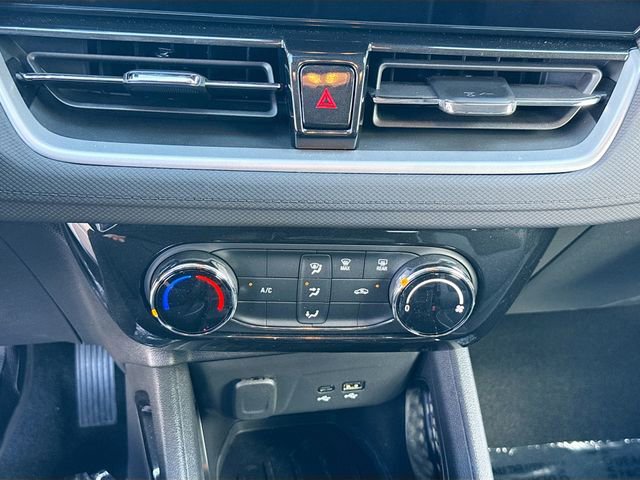 Used 2026 Chevrolet TrailBlazer LT FWD image 15