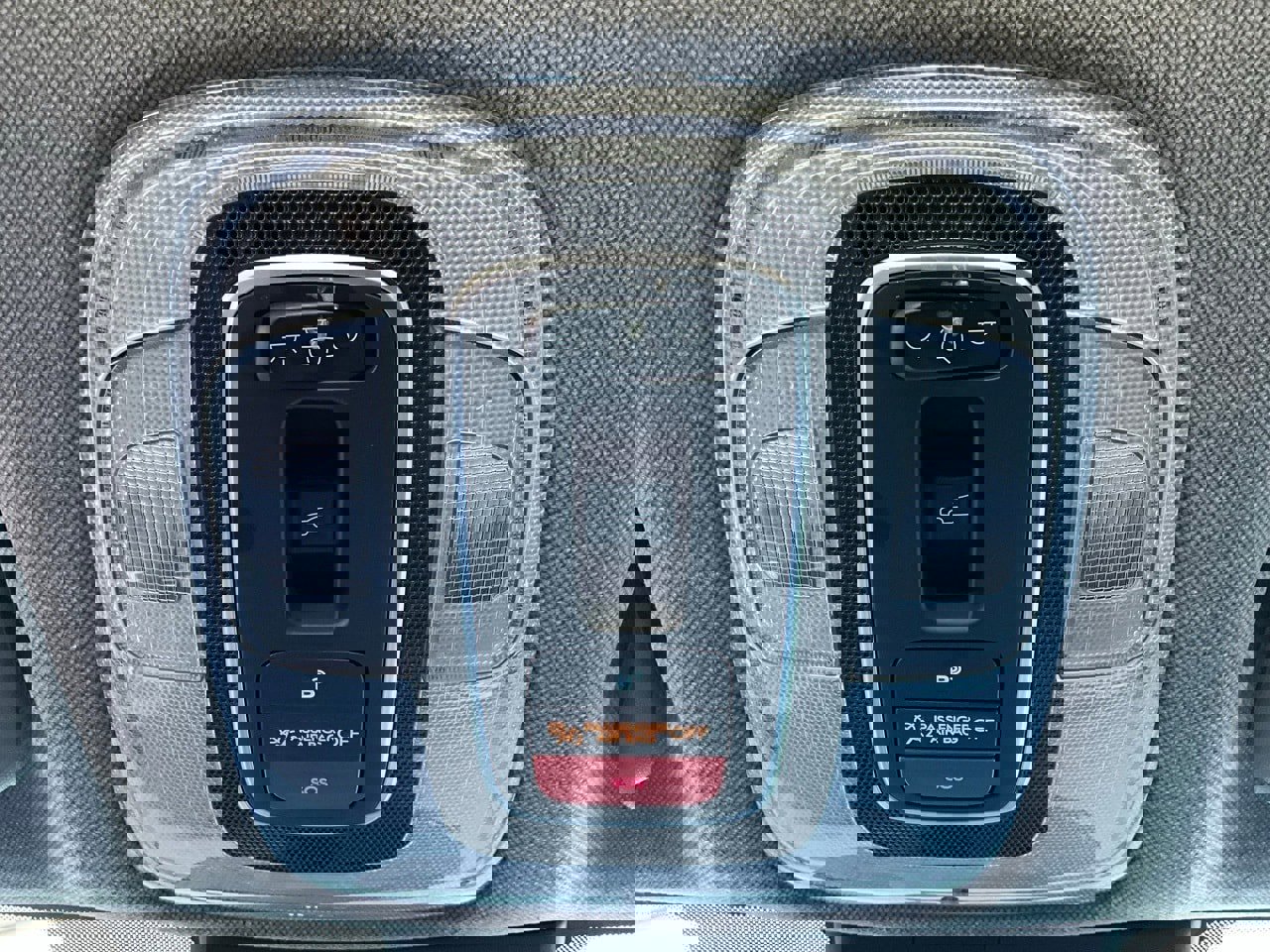 Used 2025 Hyundai Elantra SEL image 16