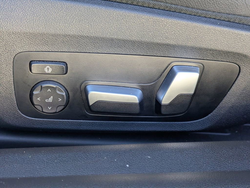 Used 2023 BMW M2 Base w/ Lighting Package image 19