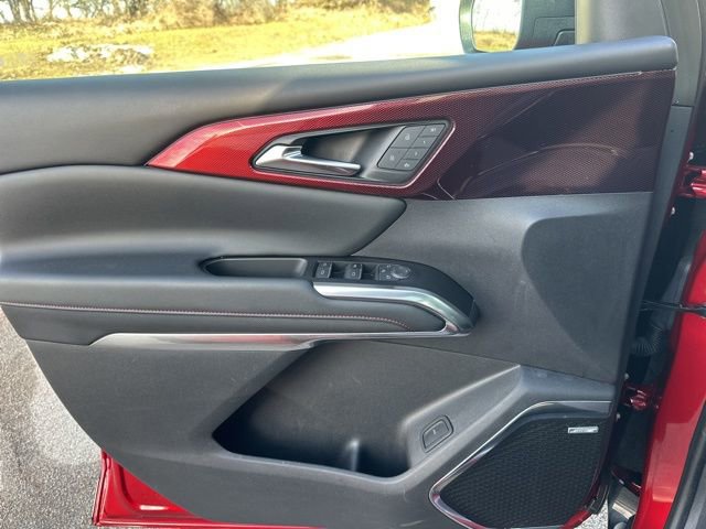 Used 2024 Chevrolet Traverse RS w/ LPO, Floor Liner Package image 35