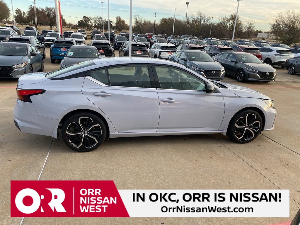 Used 2023 Nissan Altima 2.5 SR image 6