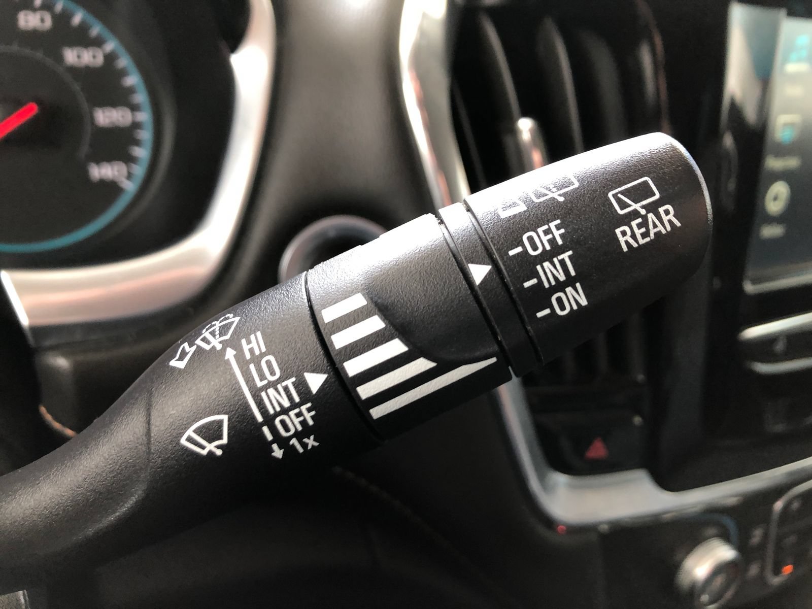 Used 2018 Chevrolet Traverse LS FWD image 30