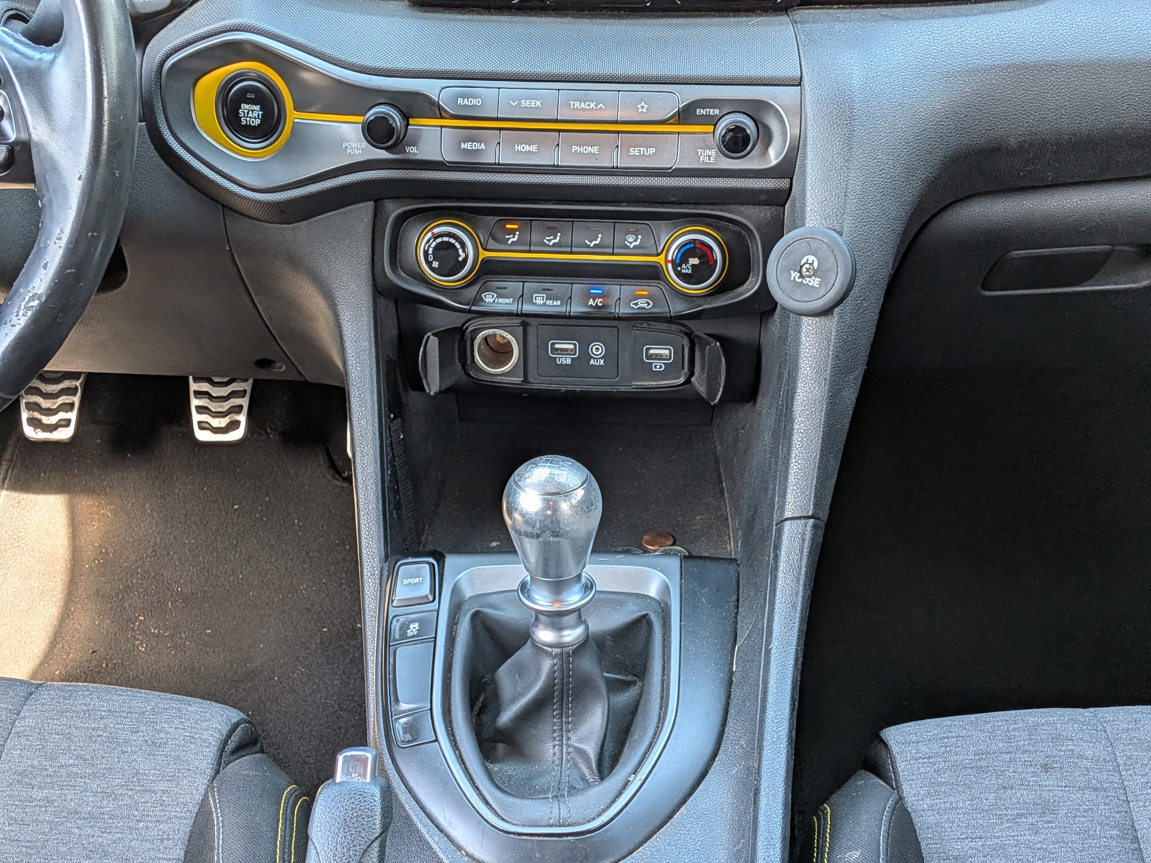 Used 2019 Hyundai Veloster Turbo R-Spec image 19